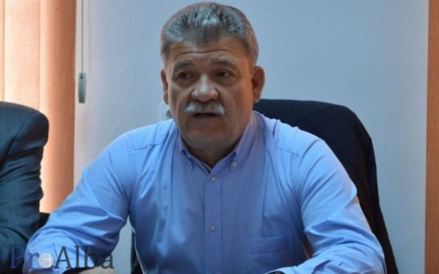 Primarul din Alba Iulia vrea ca Biserica şi Armata să plătească impozit ca orice contribuabil: „De la Sfântu Petru în jos toată lumea plăteşte“