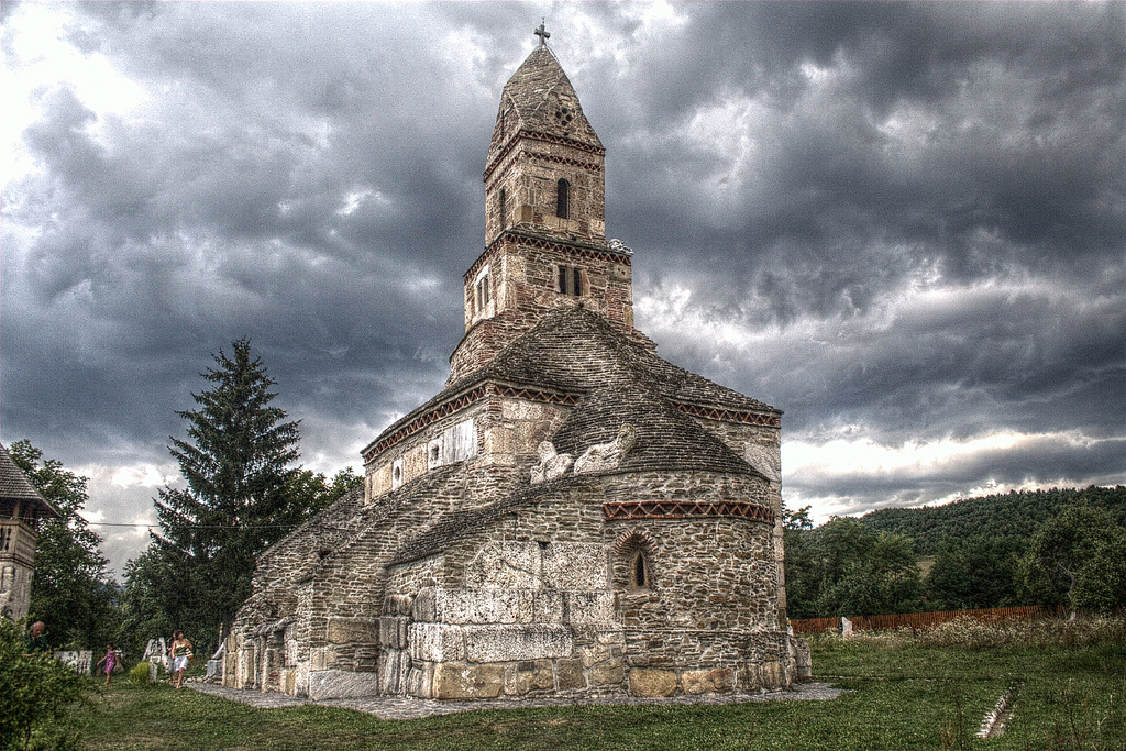 Biserica Sf Nicolae din Densus!! Cea mai frumoasa biserica din Romania!