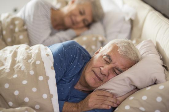 Cât trebuie să dormi în funcție de vârstă și ce boli cauzează lipsa somnului? Ai grija la nr. 6