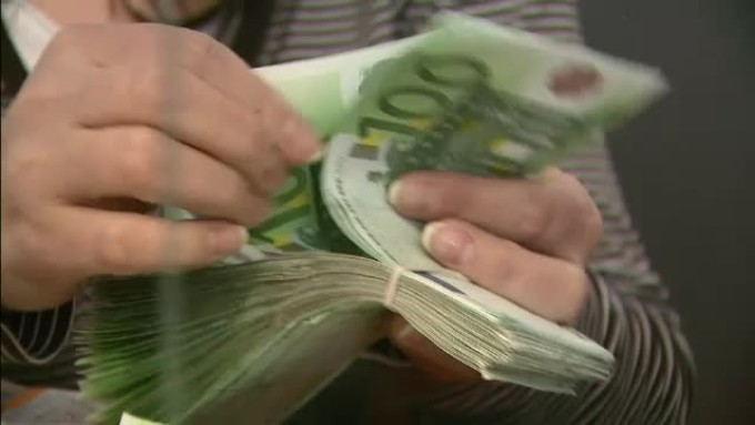 Un român a reușit să schimbe o bancnotă de 1.000 de lei, în Germania. A primit în schimbul ei 200 de euro